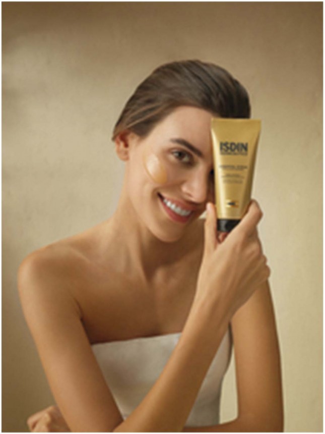 Isdinceutics Essential Scrub Esfoliante 100 g